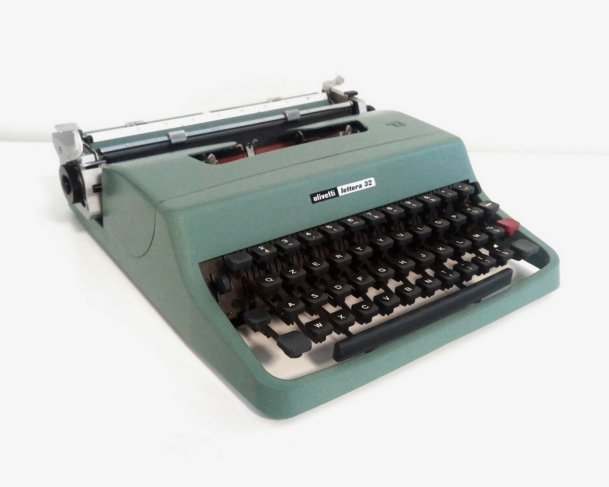 Olivetti Lettera 32