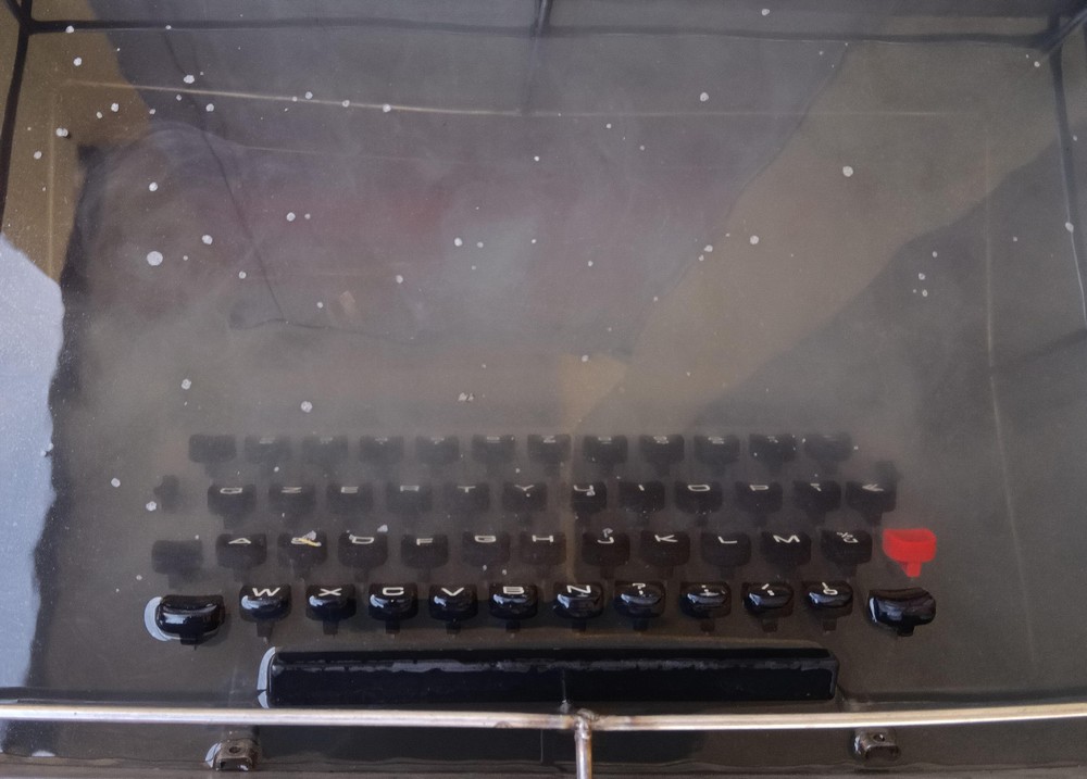 Olivetti Valentine durante il lavaggio a ultrasuoni